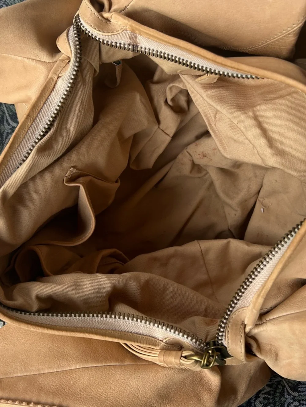 Eske Anthropologie Cultivar Leather Hobo Bag in Sand